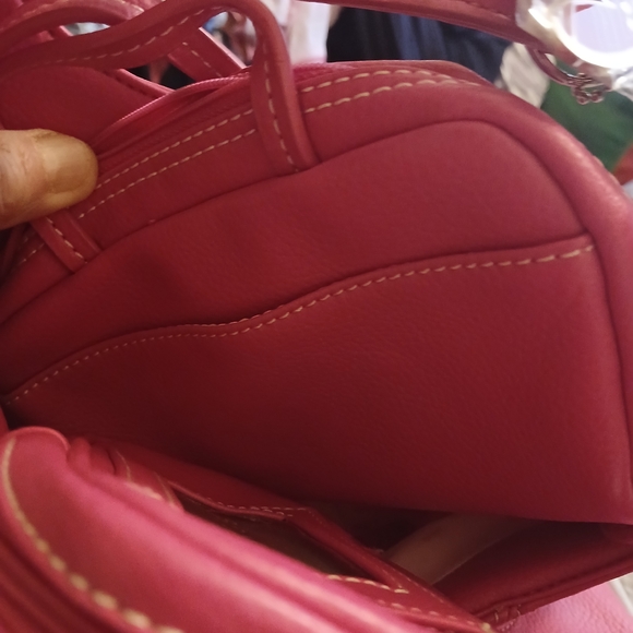 Elegant Pink Women's Bag - Picture 1 of 5